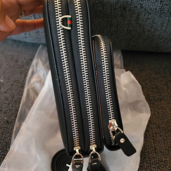 🔥 FOREVER YOUNG 🔥 - Picture 5 of 6